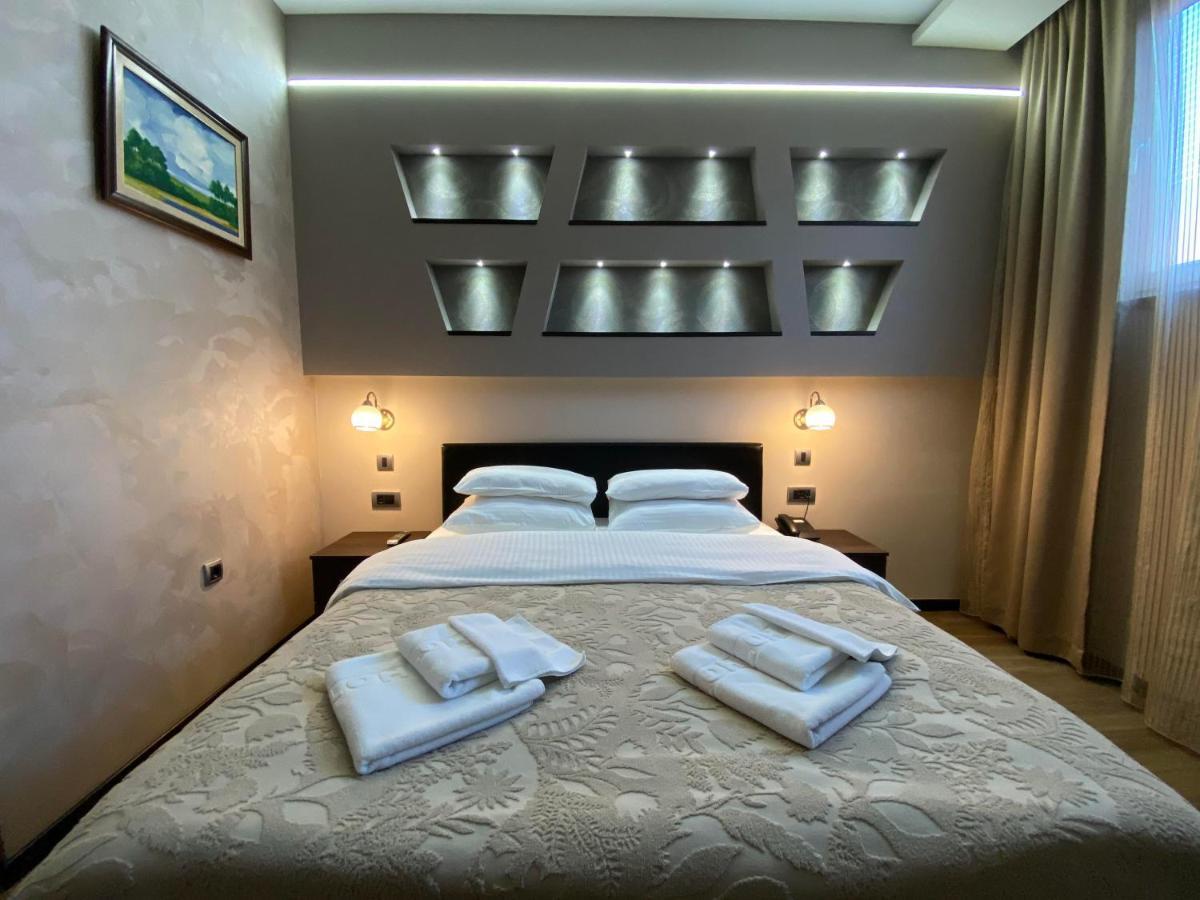 Hotel Morava - Šabac Buitenkant foto